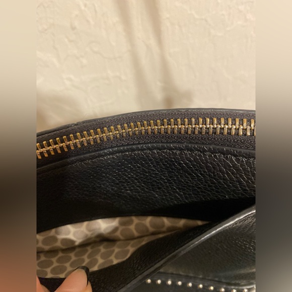 Crossbody Brighton black leather purse with silver accents - Picture 6 of 17